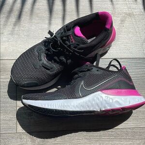 Nike Black and Pink Sneakers with Dynamic Design